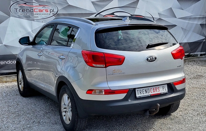 Volkswagen Touran cena 35900 przebieg: 181000, rok produkcji 2013 z Nowe Miasto nad Pilicą małe 562